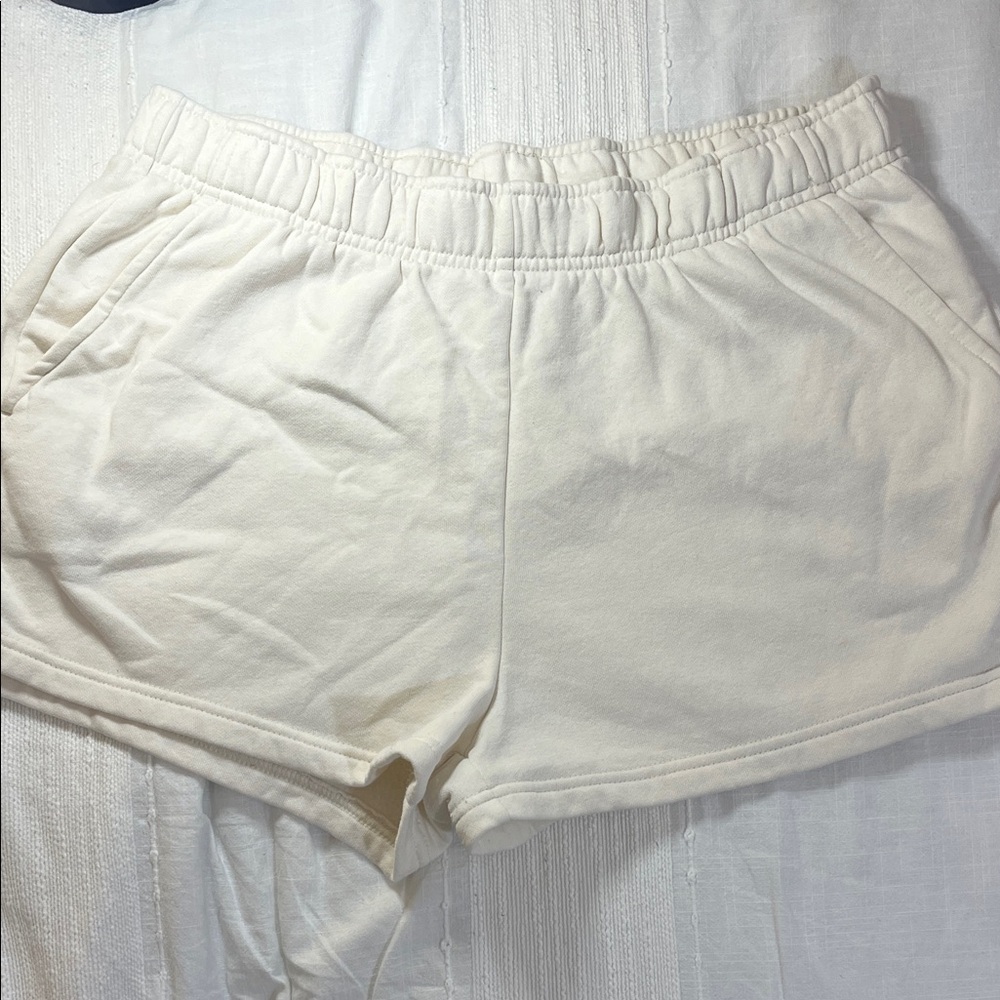 The North Face Women's Cream Shorts
